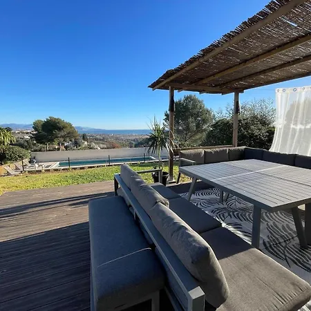 Vue Montagne, Fibre, Climatisation Villa Antibes